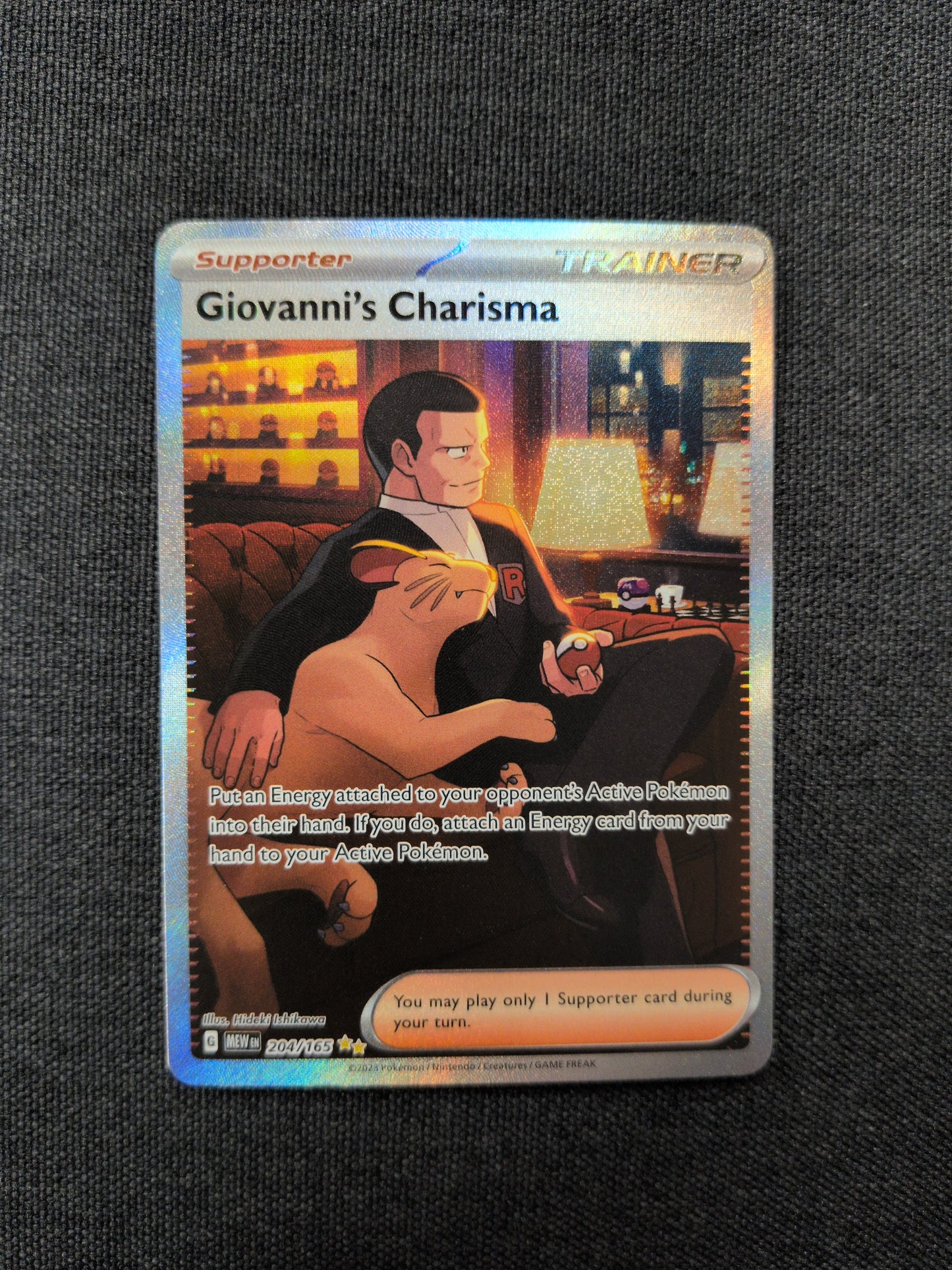 (MEW) Giovanni's Charisma #204 NM