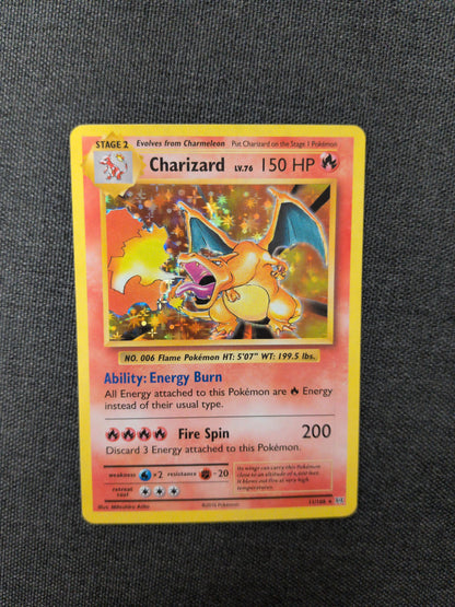 (EVO) Charizard Holo #11 MP