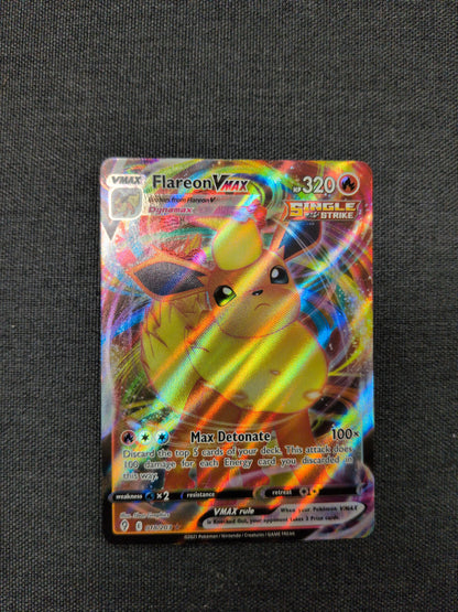 (SWSH07) Flareon VMAX #018 NM